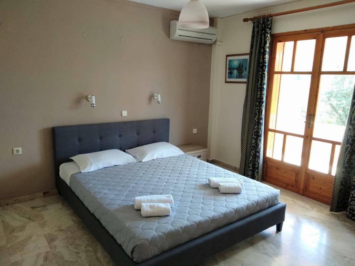 Orelia Pension Tolo Luaran gambar