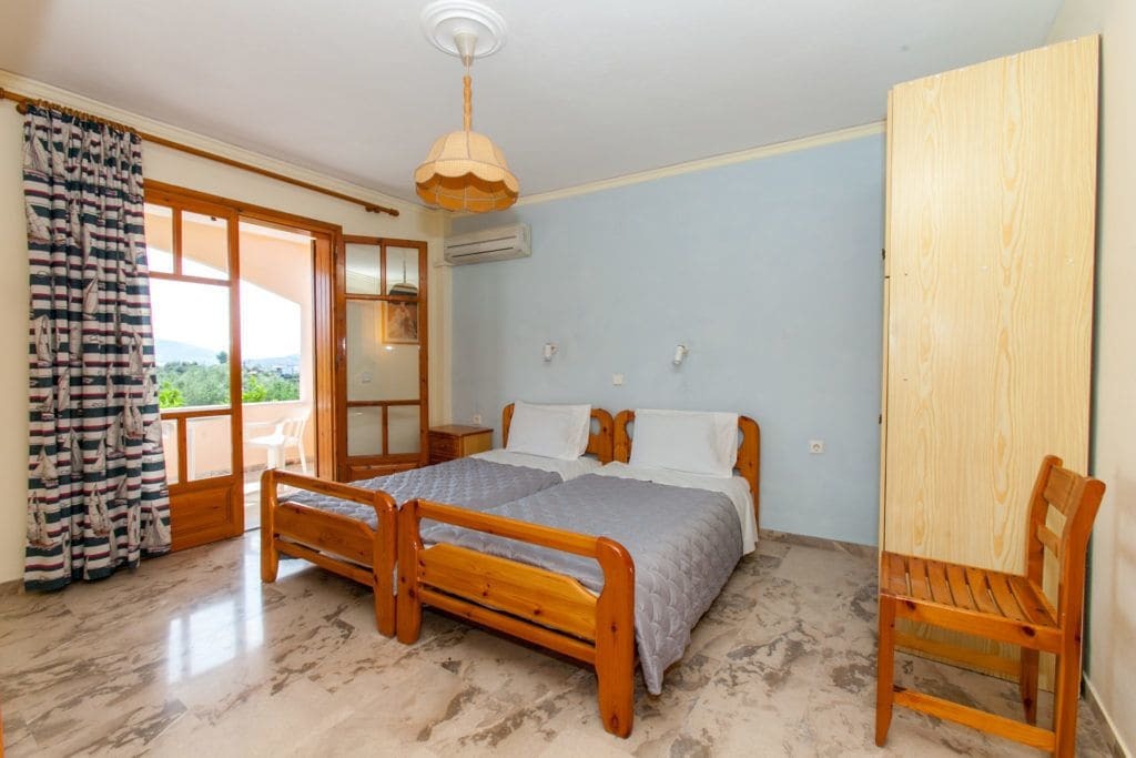Orelia Pension Tolo Luaran gambar