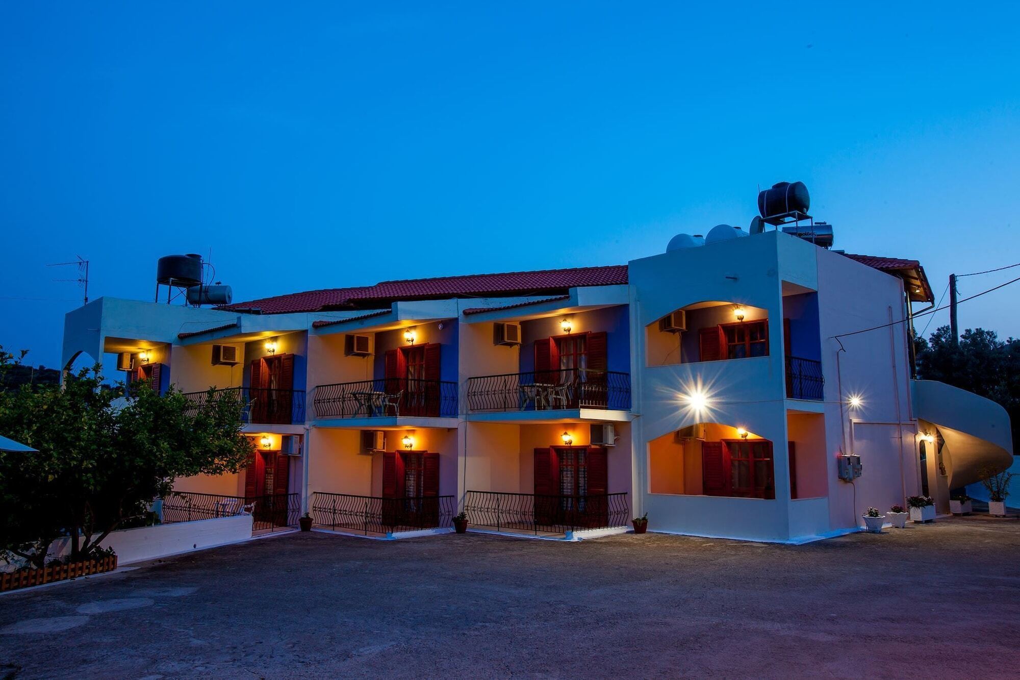 Orelia Pension Tolo Luaran gambar